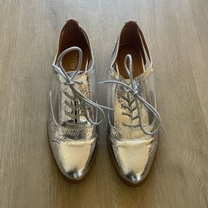 Abound Silver Oxfords with Mesh Detail, Size 8.5